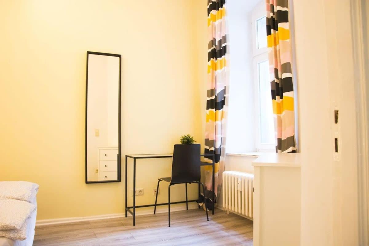 Family Apartment Moabit Берлін Екстер'єр фото