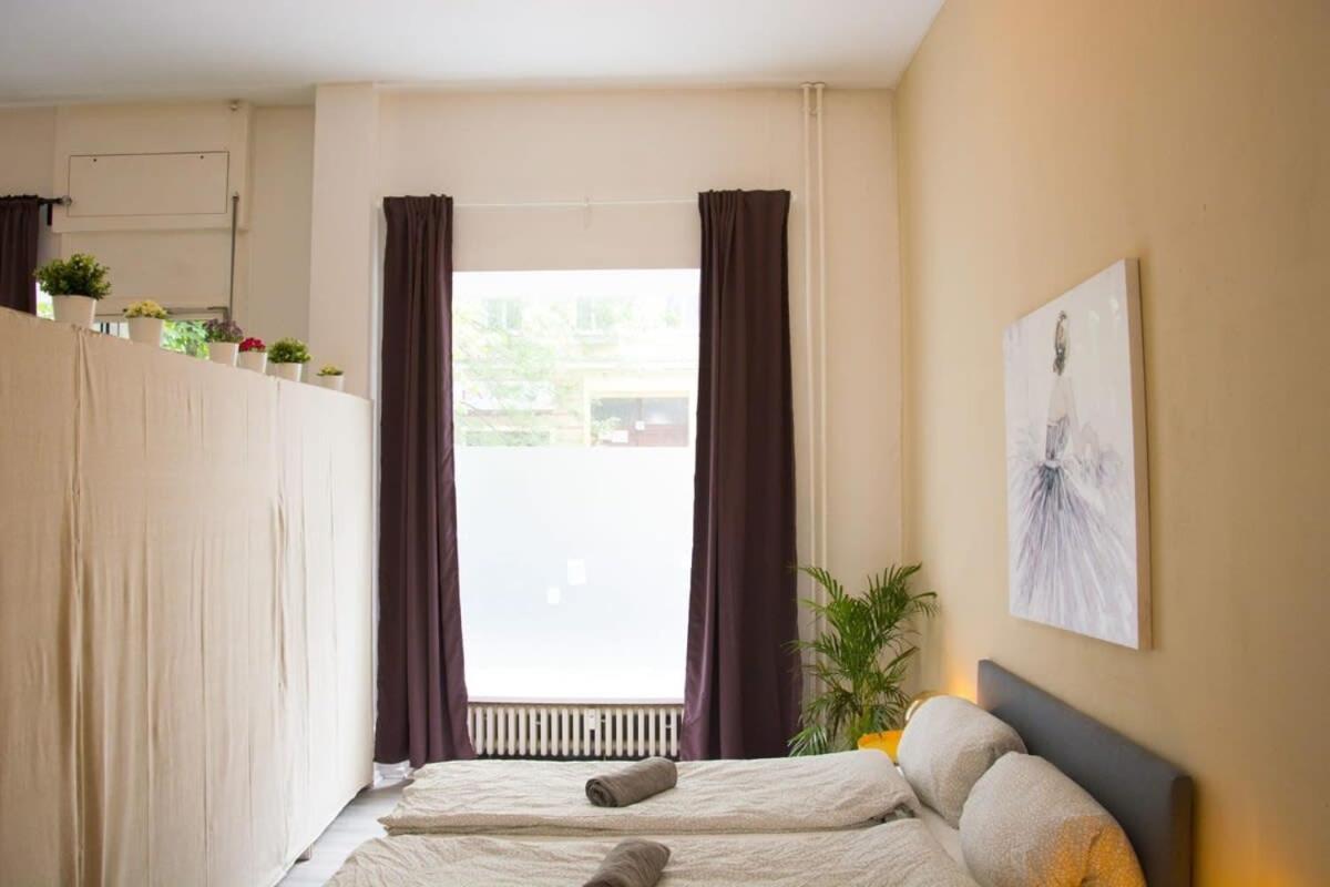 Family Apartment Moabit Берлін Екстер'єр фото